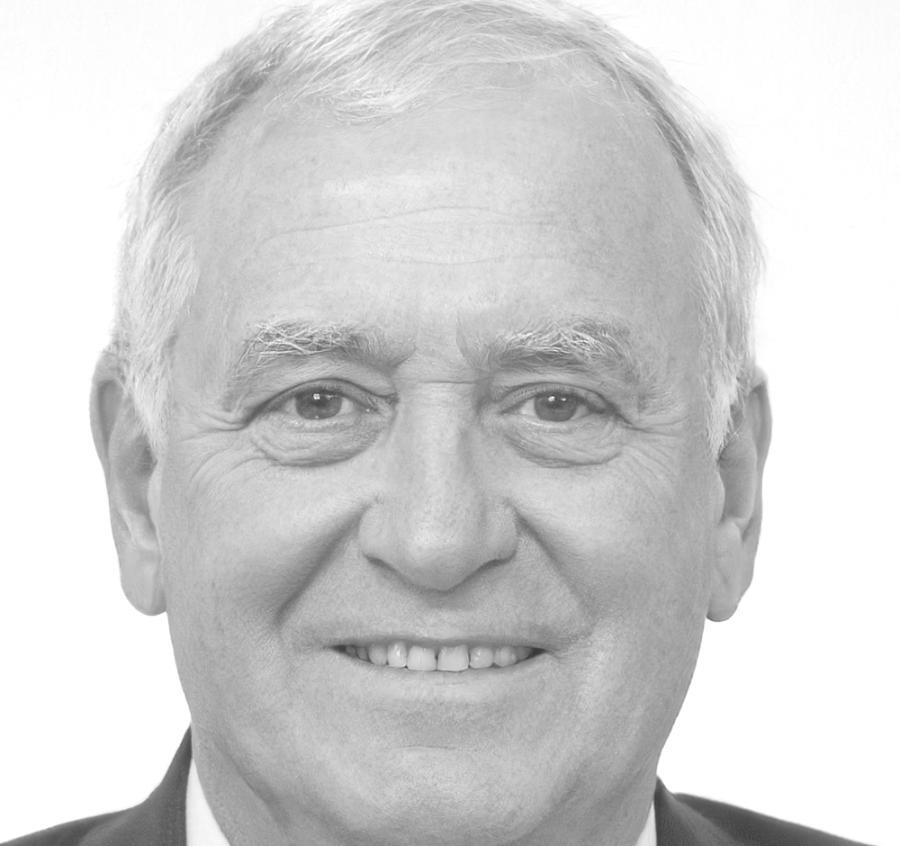 Portrait de Bastien Lemercier, spécialiste en analyse financière